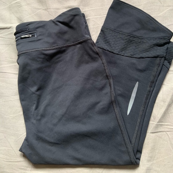Capris small black - Picture 2 of 2